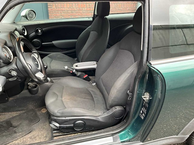 Mini cooper d 1.6 - personenauto - afbeelding 9 van  11