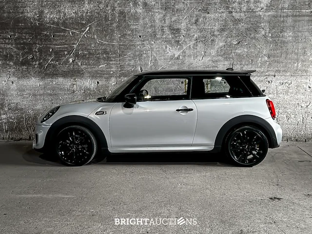 Mini cooper mini dalston edition jcw 1.5 136pk 2021 (origineel-nl + 1e eigenaar), k-608-vg - afbeelding 14 van  40