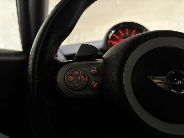 Mini cooper s -automaat- 1.6 174pk 2010, 29-ldd-3 - afbeelding 13 van  38