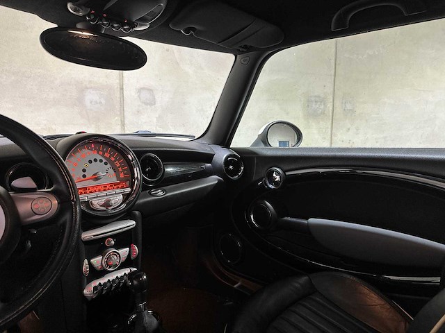 Mini cooper s -automaat- 1.6 174pk 2010, 29-ldd-3 - afbeelding 8 van  26
