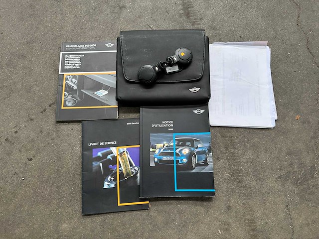 Mini cooper s 1.6 163pk 2007 (automaat), rv-667-n - afbeelding 22 van  27