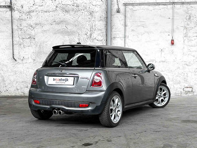 Mini cooper s 1.6 163pk 2007 (automaat), rv-667-n - afbeelding 2 van  35