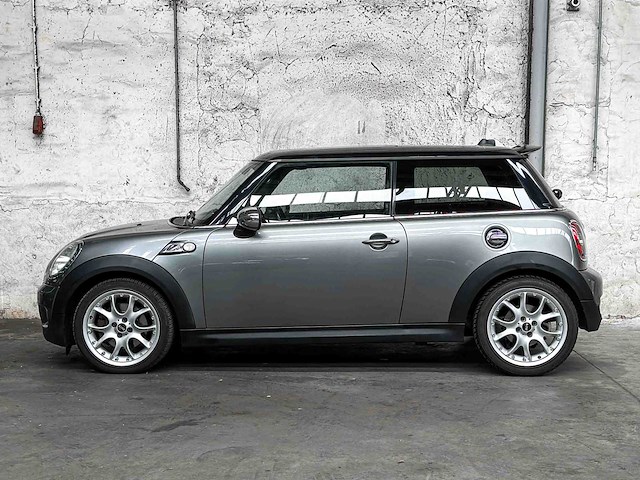 Mini cooper s 1.6 163pk 2007 (automaat), rv-667-n - afbeelding 8 van  35