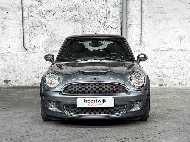 Mini cooper s 1.6 163pk 2007 (automaat) youngtimer - afbeelding 31 van  35