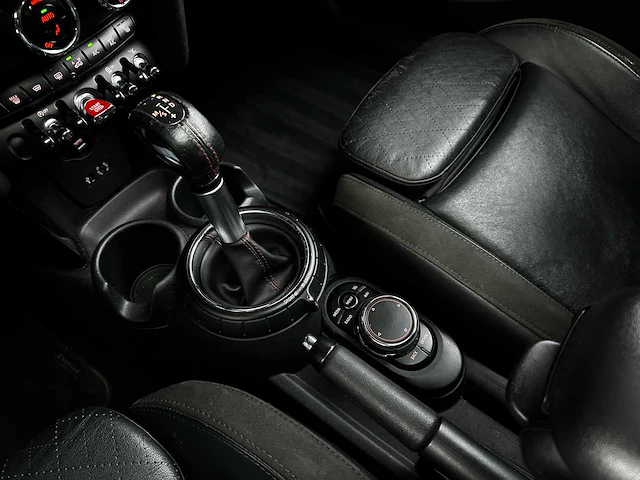 Mini 5-deurs 2.0 cooper s chili serious business 192pk 2015, sk-015-d - afbeelding 22 van  47