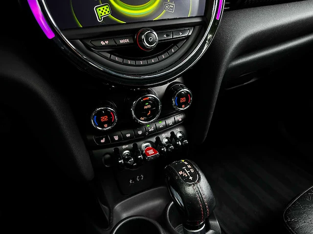 Mini 5-deurs 2.0 cooper s chili serious business 192pk 2015, sk-015-d - afbeelding 24 van  47