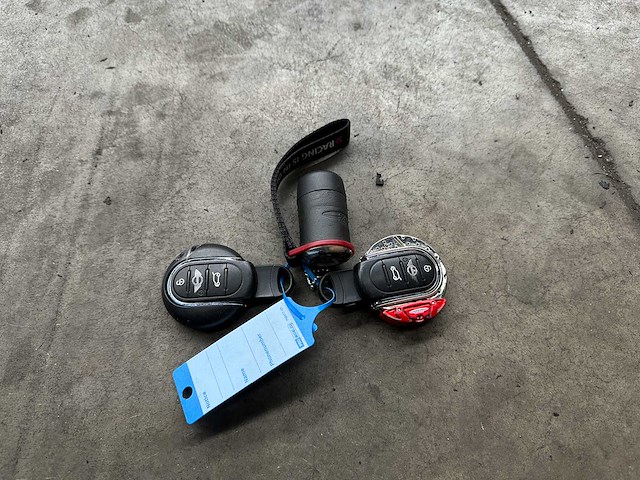 Mini cooper s 2.0 jcw 400pk 2014 (origineel-nl), 3-xdd-09 - afbeelding 39 van  44