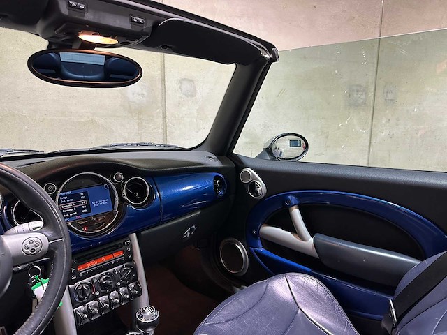 Mini cooper s cabrio 1.6 170pk 2004, 52-zn-rb - afbeelding 16 van  45