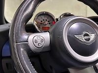 Mini cooper s cabrio 1.6 170pk 2004, 52-zn-rb - afbeelding 17 van  45
