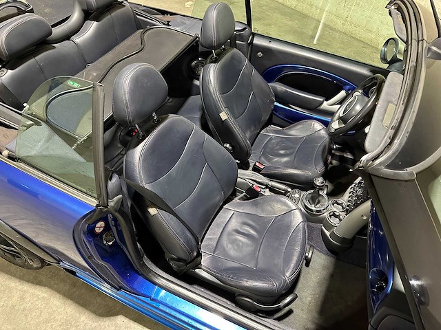 Mini cooper s cabrio 1.6 170pk 2004, 52-zn-rb - afbeelding 33 van  45