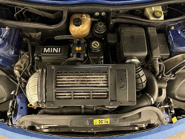 Mini cooper s cabrio 1.6 170pk 2004, 52-zn-rb - afbeelding 36 van  45