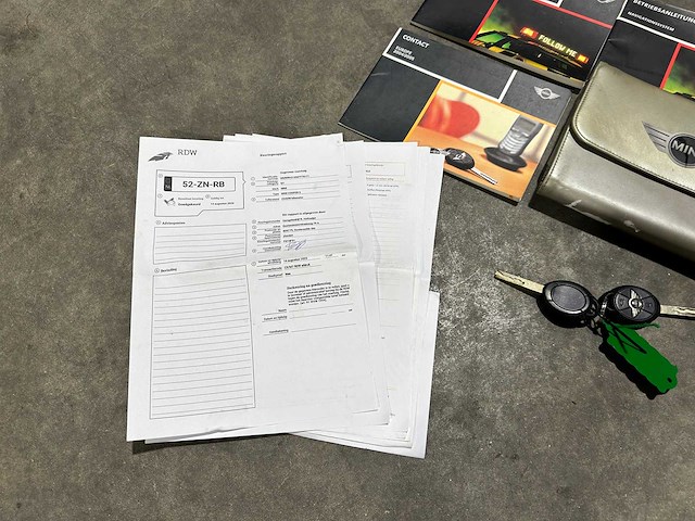 Mini cooper s cabrio 1.6 170pk 2004, 52-zn-rb - afbeelding 39 van  45