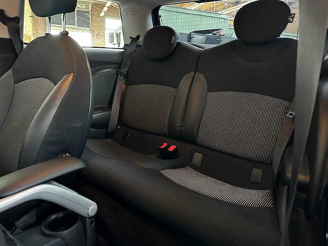 Mini cooper s chili 1.6 172pk 2008 (origineel-nl), 60-zf-fb - afbeelding 21 van  38