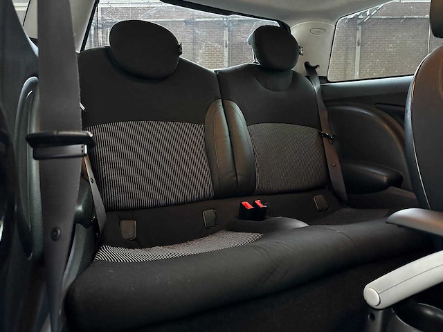 Mini cooper s chili 1.6 172pk 2008 (origineel-nl), 60-zf-fb - afbeelding 27 van  38