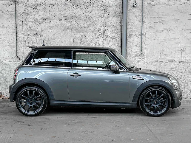Mini cooper s chili 1.6 172pk 2008 (origineel-nl), 60-zf-fb - afbeelding 30 van  33