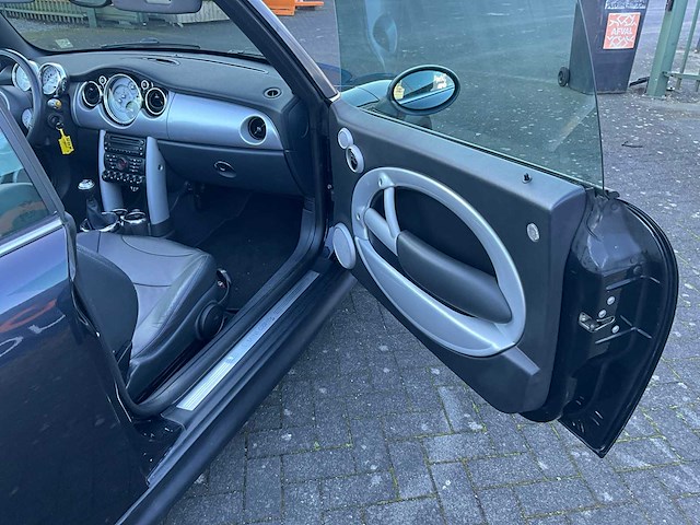 Mini cooper s john cooper works jcw cabrio personenauto, 211 pk - afbeelding 17 van  43