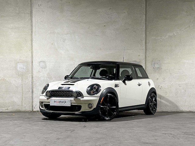 Mini cooper s westminster 1.6 215pk 2013, n-563-vk - afbeelding 1 van  26