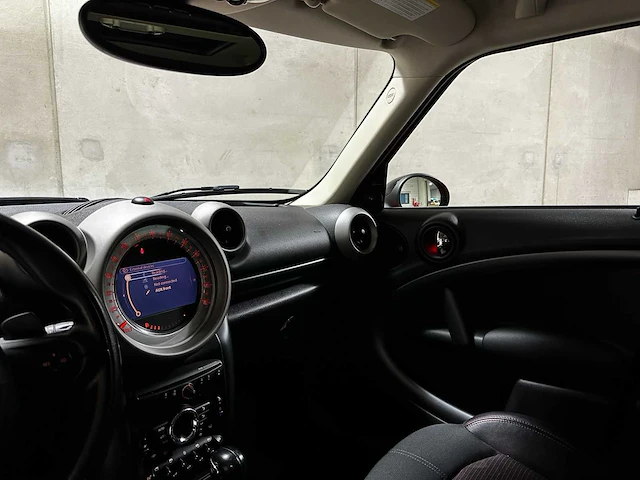 Mini countryman 1.6 cooper s all4 181pk 2011 (automaat), hn-882-r - afbeelding 17 van  49