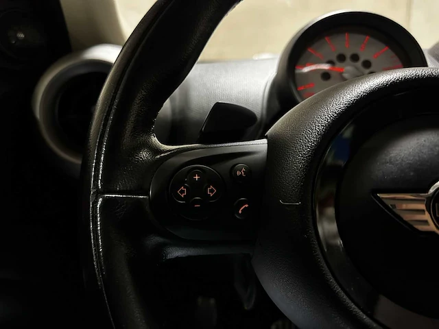 Mini countryman 1.6 cooper s all4 181pk 2011 (automaat), hn-882-r - afbeelding 18 van  49