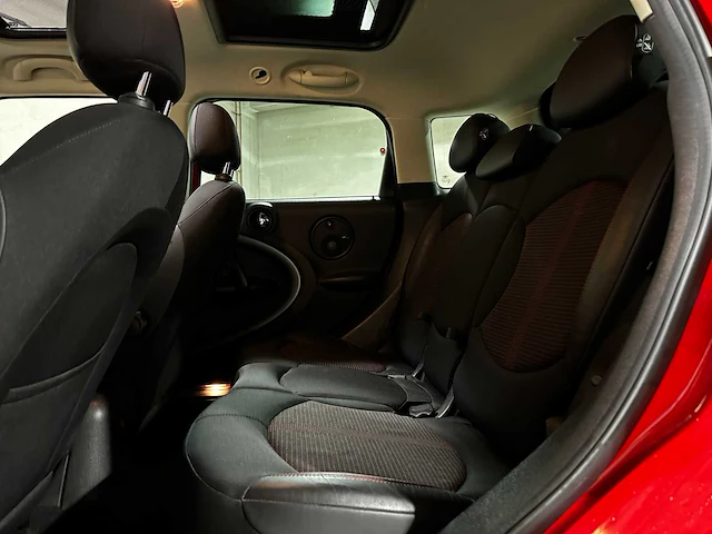 Mini countryman 1.6 cooper s all4 181pk 2011 (automaat), hn-882-r - afbeelding 31 van  49