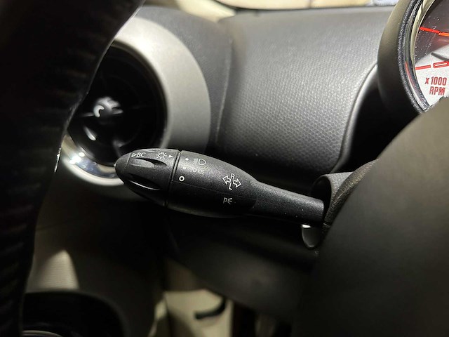 Mini countryman cooper s 1.6 184pk 2011 -automaat-, xk-176-n - afbeelding 13 van  39