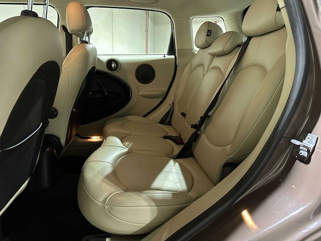 Mini countryman cooper s 1.6 184pk 2011 -automaat-, xk-176-n - afbeelding 22 van  39