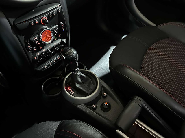 Mini countryman cooper s all4 1.6 184pk 2011 automaat (93.653 km), hn-882-r - afbeelding 8 van  15