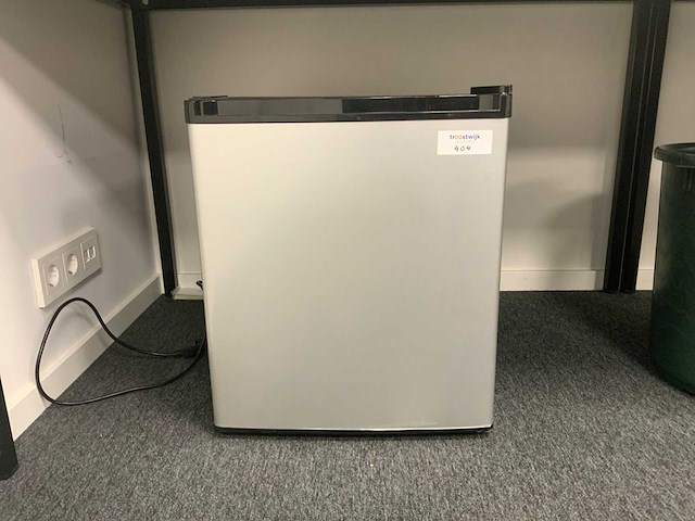 Mini fridge - afbeelding 2 van  4
