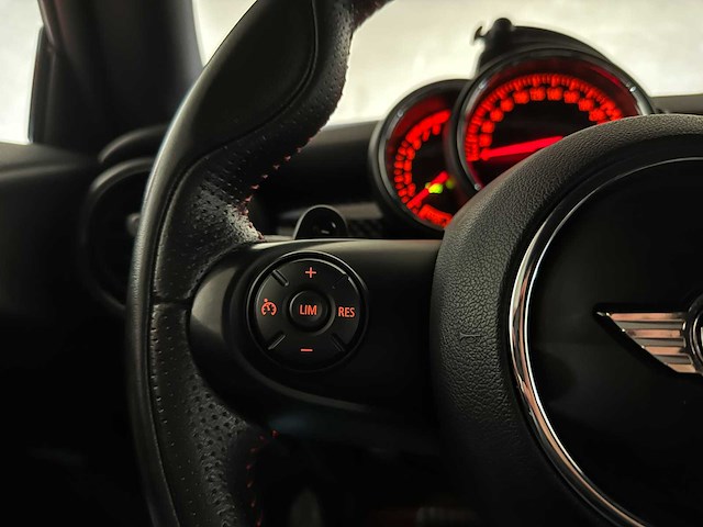 Mini john cooper works 2.0 f56 231pk 2015, sh-393-n - afbeelding 15 van  40