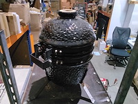 Mini kamado houtskool bbq met standaard - afbeelding 2 van  8