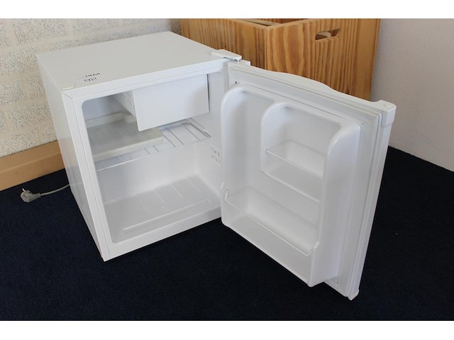 Mini koelkast silver. afmeting 44 x 47 x 50 cm. - afbeelding 2 van  2