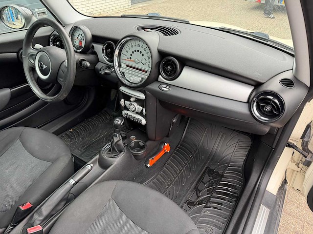 Mini mini 1.4 one automaat | 23-xv-xn i - afbeelding 11 van  12
