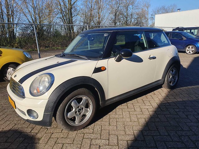 Mini mini 1.6 cooper business line, 61-jjf-2 - afbeelding 2 van  9