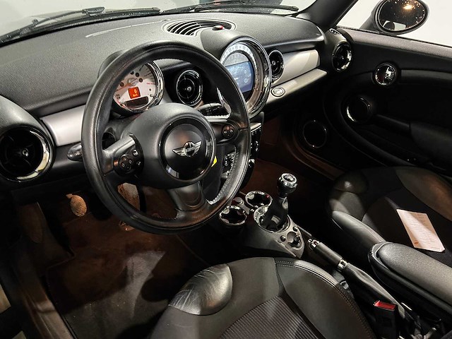 Mini mini 1.6 one holl. st, 4-szf-25 - afbeelding 14 van  14