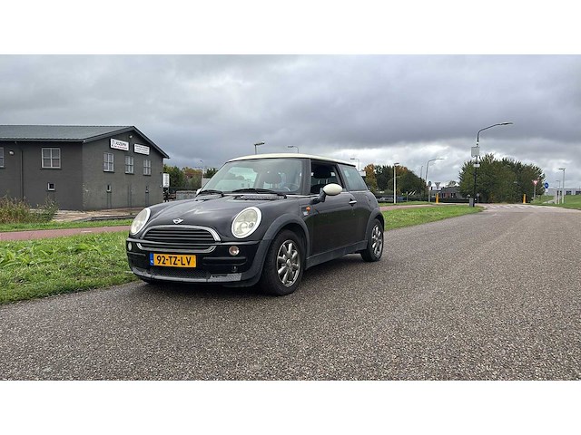 Mini mini 1.6 one salt 2001 | 92-tz-lv i - afbeelding 1 van  13