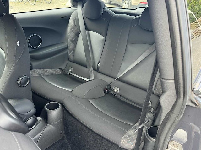 Mini mini 2.0 cooper s chili 2015 | 5-zst-59 - afbeelding 34 van  34