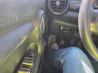 Mini mini 5 doors (f55) mini 1.5 d cooper 116, 2015 - afbeelding 18 van  48