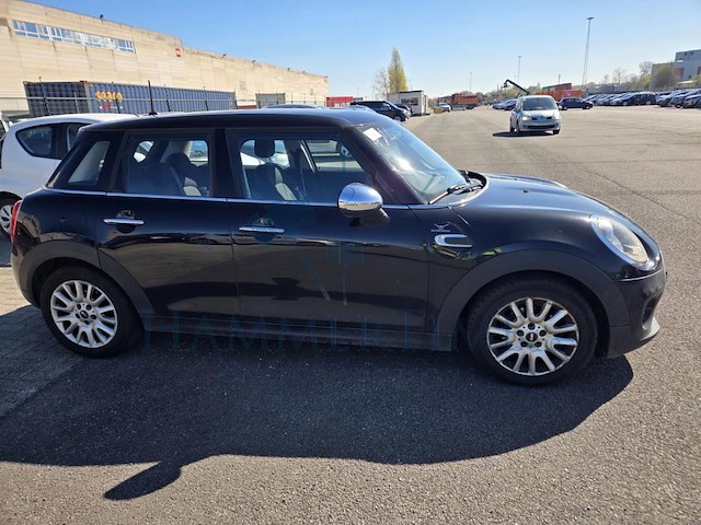 Mini mini 5 doors (f55) mini 1.5 d cooper 116, 2015 - afbeelding 34 van  48