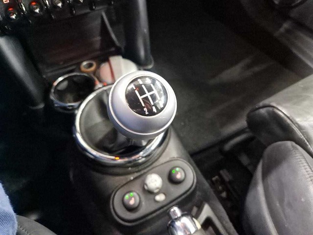 Mini mini cabrio 1.6 cooper | 3-kdn-13 - afbeelding 2 van  17