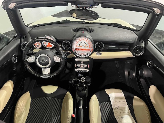 Mini mini cabrio 1.6 cooper chili, 69-jjf-2 - afbeelding 14 van  15