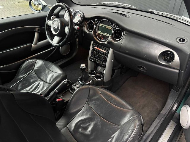 Mini mini cabrio 1.6 cooper s chili 2004 | 27-gkj-4 iaw - afbeelding 13 van  20