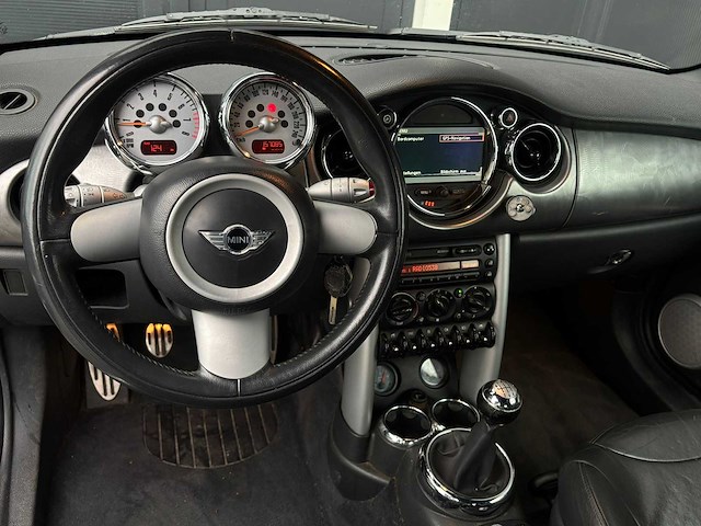 Mini mini cabrio 1.6 cooper s chili 2004 | 27-gkj-4 iaw - afbeelding 8 van  20