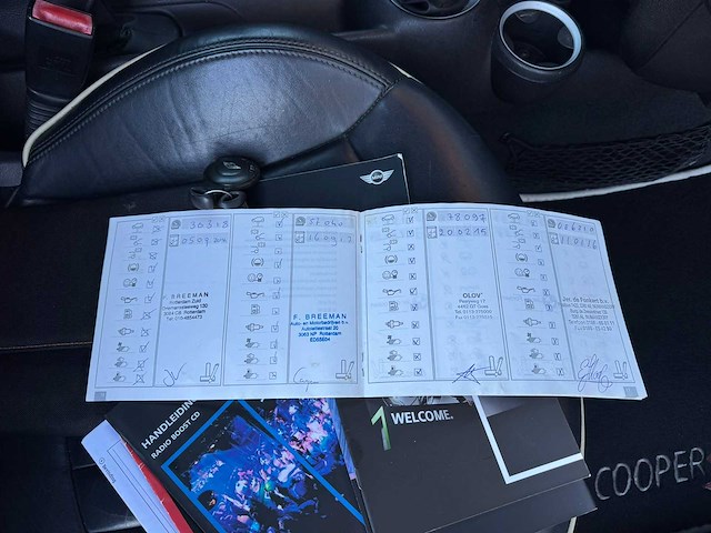 Mini mini cabrio 1.6 cooper s chili 2009 | 75-kbj-1 iaw - afbeelding 10 van  22