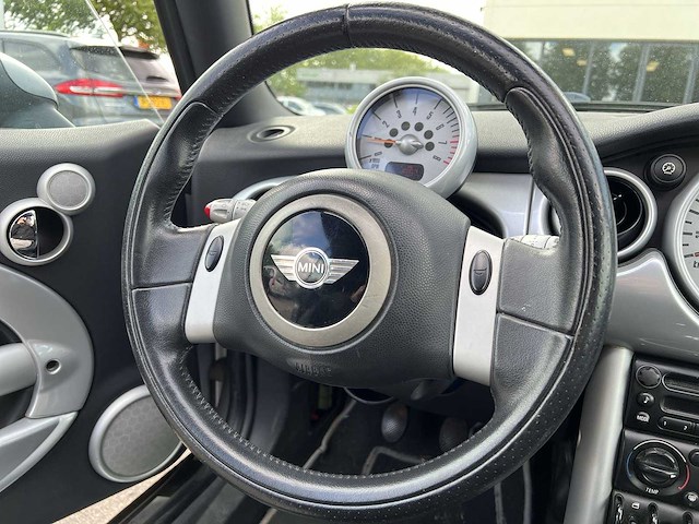Mini mini cabrio 1.6 one 2005 | 19-hpl-1 - afbeelding 11 van  13