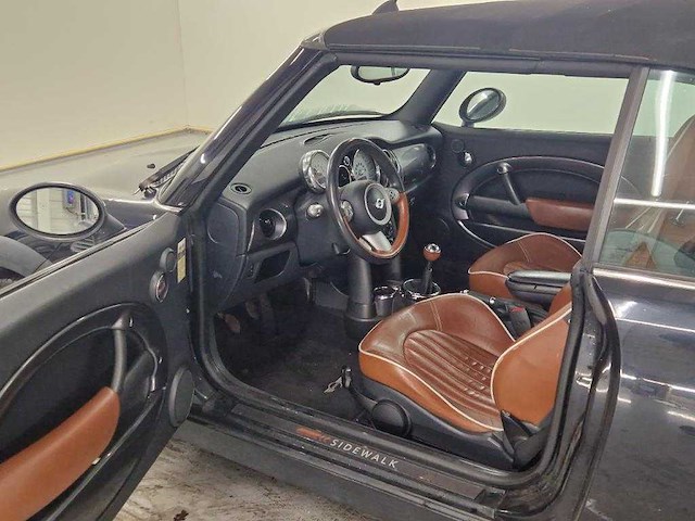 Mini mini cabrio 1.6 one sidewalk, 5-trt-93 - afbeelding 14 van  15