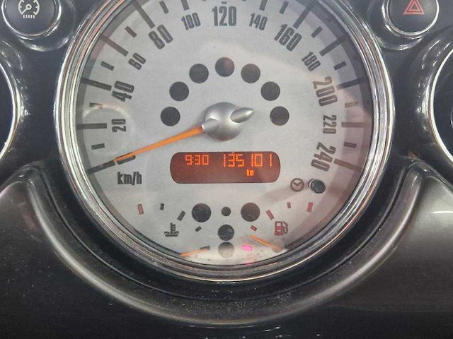 Mini mini cabrio 1.6 one sidewalk, 5-trt-93 - afbeelding 4 van  16