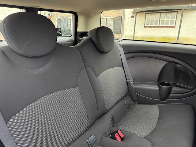 Mini mini clubman 1.6 cooper d salt pano edition rg-273-k - afbeelding 7 van  31