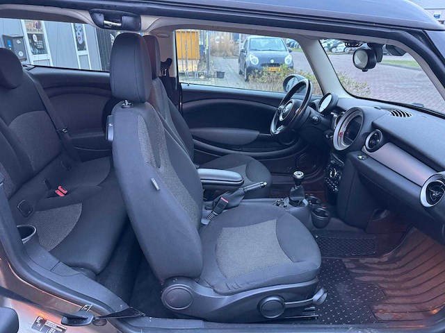 Mini mini clubman 1.6 cooper d salt pano edition rg-273-k - afbeelding 19 van  31