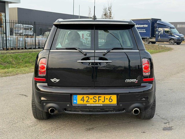 Mini mini clubman 1.6 cooper s chili 2011 | 42-sfj-6 iaw - afbeelding 19 van  24