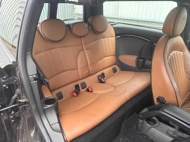 Mini mini clubman 1.6 one holland street automaat; 9-khb-62 - afbeelding 10 van  16